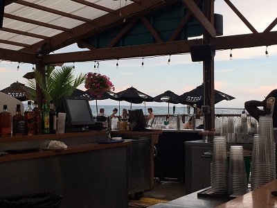 Oak Street Beach Caffe - Love Chicago USA