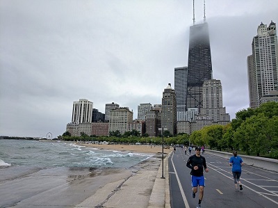 Oak Beach Jogging - Love Chicago USA