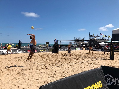 Oak Street Beach Volleyball Play - Love Chicago USA