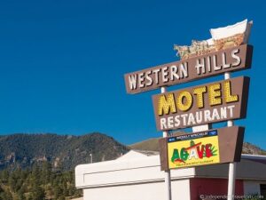 Western-HIlls-Motel in route 66