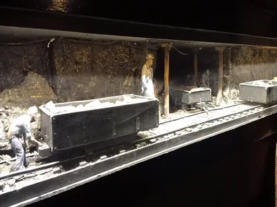 Coal Mine Exhibition - Love Chicago USA